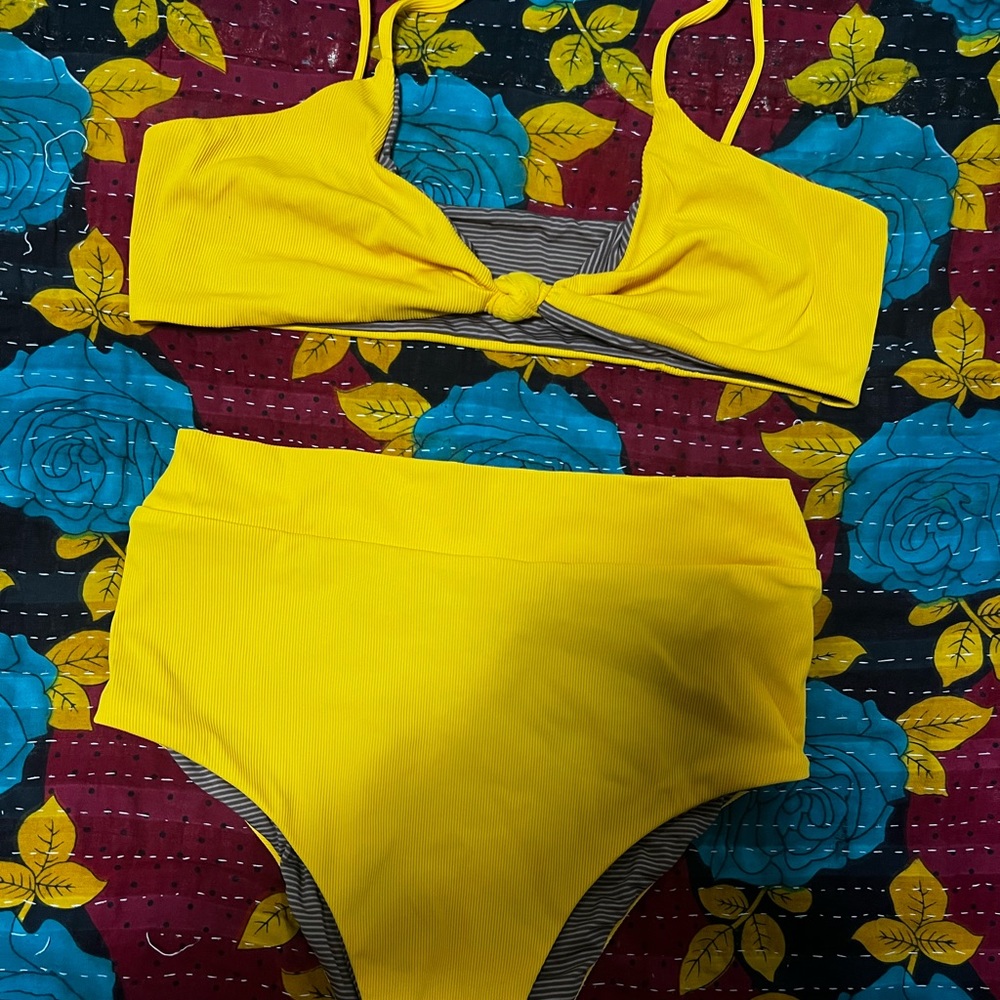 ACACIA SWIMWEAR SET